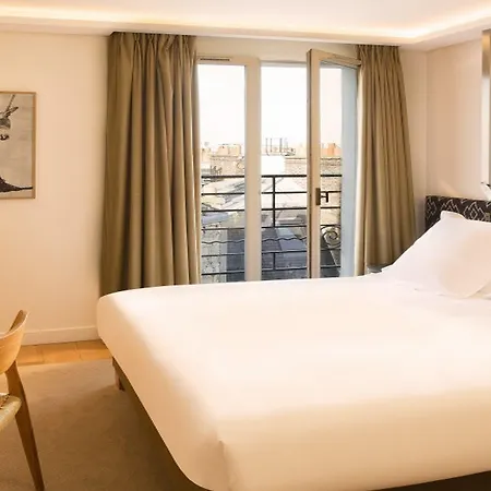 Marignan Champs-elysees Hotel 5*