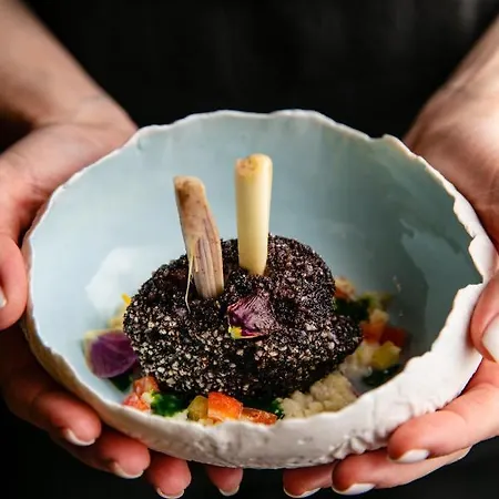 Marignan Champs-elysees 5* Париж