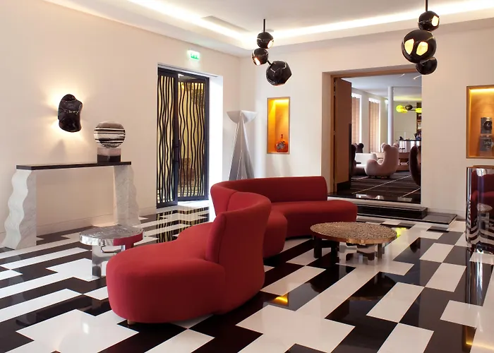 Marignan Champs-elysees Szálloda