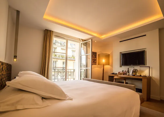 Marignan Champs-elysees 5* Párizs