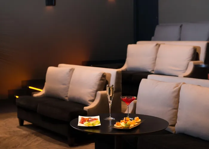 Marignan Champs-elysees 5* Párizs