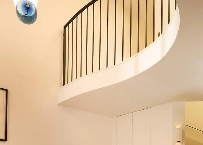 Marignan Champs-elysees 5* Párizs