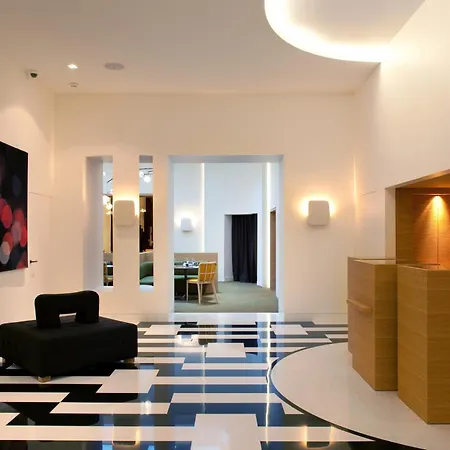 Marignan Champs-elysees 5* Párizs