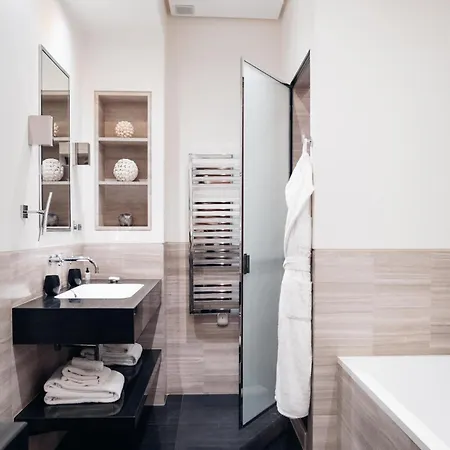 마리냥 샹젤리제 5*