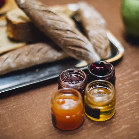 Szálloda Marignan Champs-elysees 5*