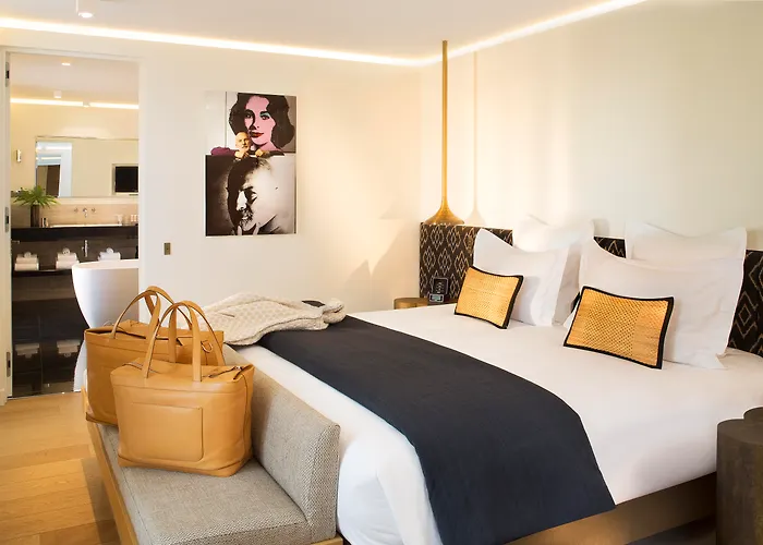 Otel Marignan Champs-elysees Paris