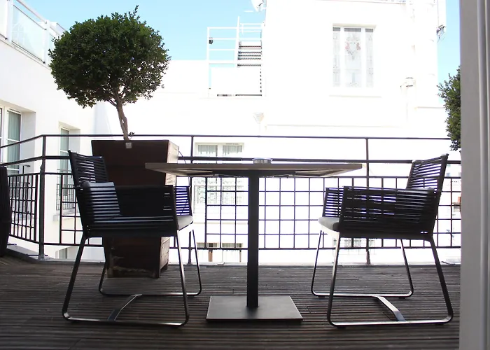 Marignan Champs-elysees מלון פריז