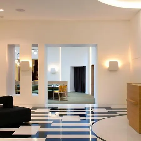 Marignan Champs-elysees 5* Parijs