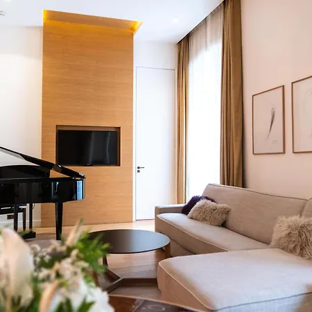 Hotel Marignan Champs-elysees Parijs