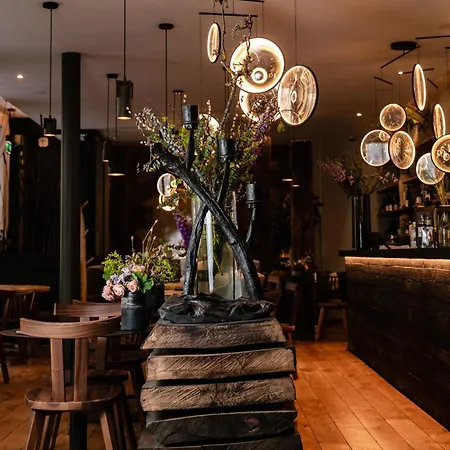 Marignan Champs-elysées Hotel 5*