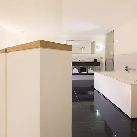 Marignan Champs-elysées Paris