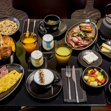 Marignan Champs-elysées Hotel 5*