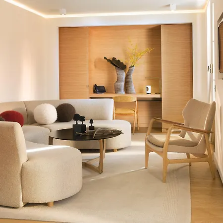 Hotel Marignan Champs-elysées 5*