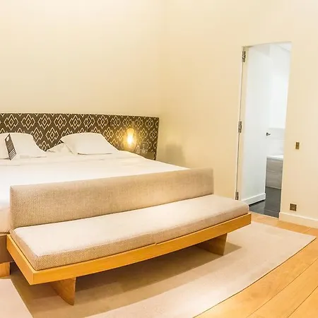 Hotel Marignan Champs-elysees Paris