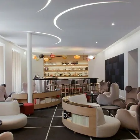 Hotel Marignan Champs-elysees Paryż